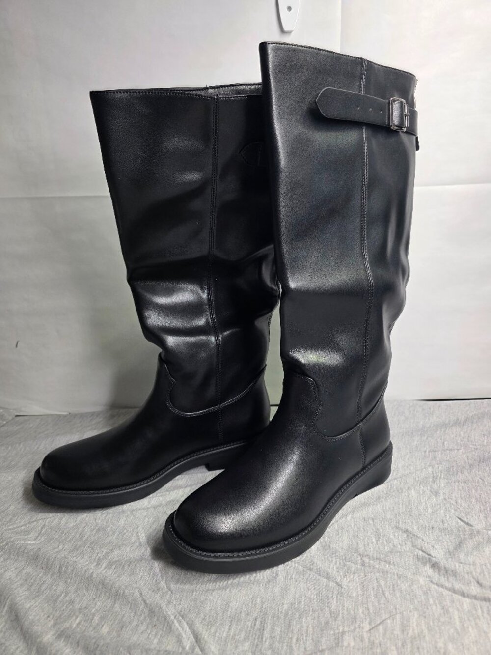 Lumuta Women's Tall Riding Boot Size 8 Black Faux Leather Knee High Buckle